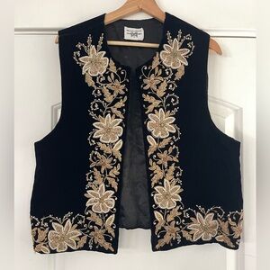 Stunning Vintage Sudha Pennathur Hand Beaded Black Velvet Vest - L